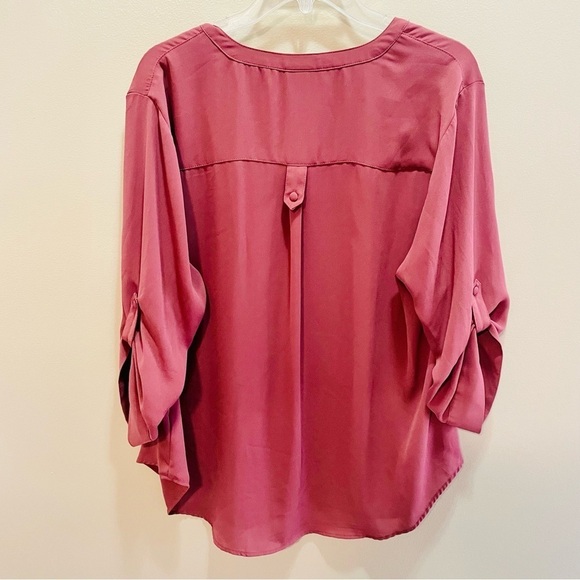 Torrid Harper Roll Tab Sleeve Blouse 1X Muted Red - Picture 5 of 8